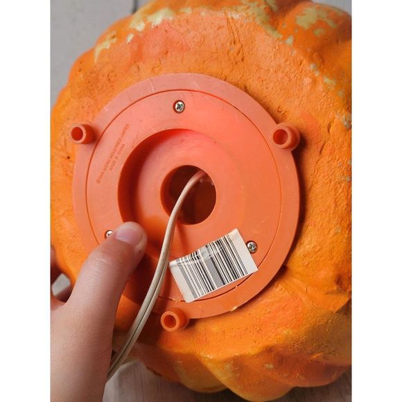 Vintage Matrix 1996 face foam lighted pumpkin Halloween decor - Picture 9 of 14